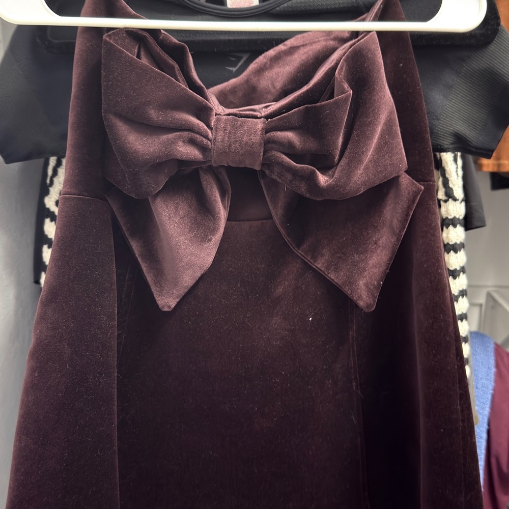 Elegant Velvet Kids Dress with Bow - Maroon
